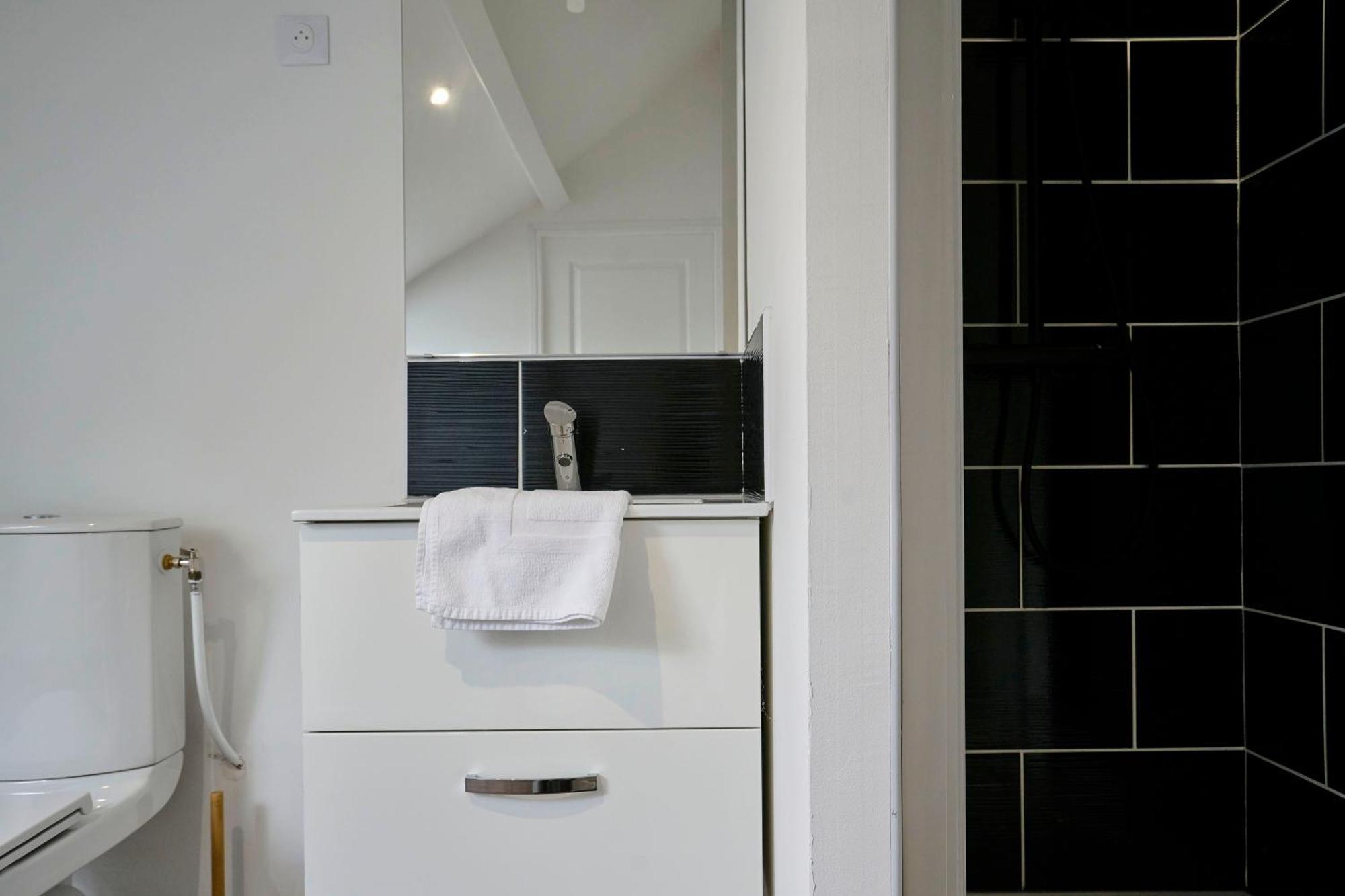 Ng Prestige - Tv - Netflix - Wifi Apartment Tourcoing Ngoại thất bức ảnh